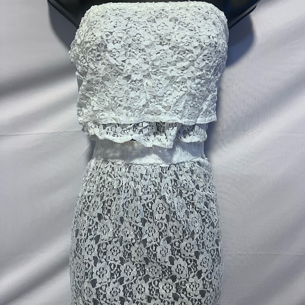 White Lace Strapless Dress